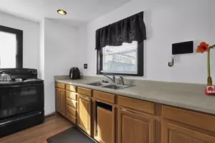 2267 Ferris Rd, Columbus, OH 43224 - Photo 8