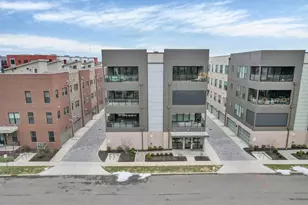 695 Civitas Ave, Columbus, OH 43215 - Photo 1