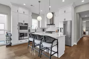 695 Civitas Ave, Columbus, OH 43215 - Photo 10