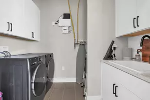 695 Civitas Ave, Columbus, OH 43215 - Photo 20