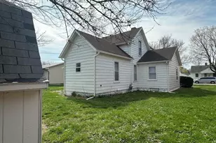 1026 Millwood Ave, Washington Court House, OH 43160 - Photo 6