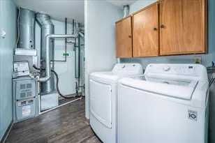 2411 Sportsman Dr, Grove City, OH 43123 - Photo 14