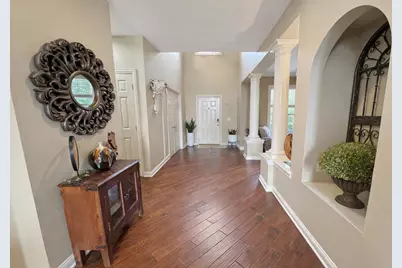 6201 Lampton Pond Drive, Hilliard, OH 43026 - Photo 4