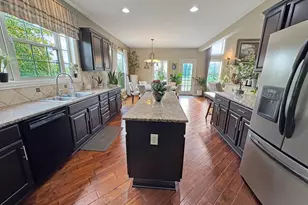 6201 Lampton Pond Dr, Hilliard, OH 43026 - Photo 8