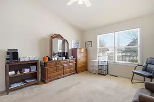 670 Redwood Valley Dr, Blacklick, OH 43004 - Photo 18