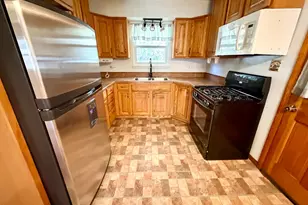 1094 Aldine Dr, Heath, OH 43056 - Photo 2