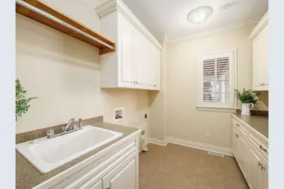 8155 Flynn Lane, Dublin, OH 43017 - Photo 32