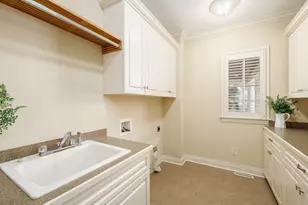 8155 Flynn Ln, Dublin, OH 43017 - Photo 32