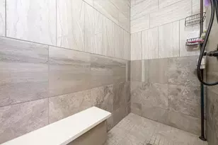 805 Creekview Ct, Bellefontaine, OH 43311 - Photo 10