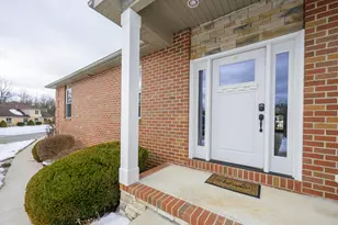 805 Creekview Ct, Bellefontaine, OH 43311 - Photo 34