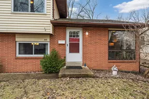 959 Caniff Pl, Columbus, OH 43221 - Photo 4