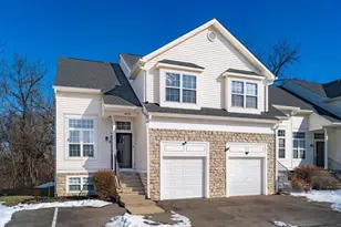 8278 Catalpa Ridge Dr, Blacklick, OH 43004 - Photo 2