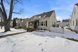 805 Timberman Rd, Columbus, OH 43212 - Photo 2