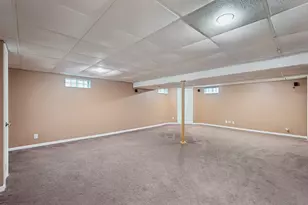 5644 Linworth Rd, Columbus, OH 43235 - Photo 24