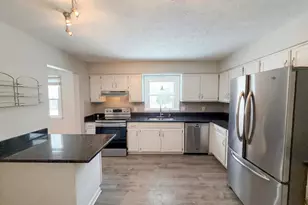 5644 Linworth Rd, Columbus, OH 43235 - Photo 10