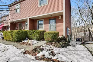 5685 Great Woods Blvd, Columbus, OH 43231 - Photo 2