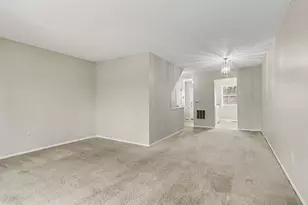 5685 Great Woods Blvd, Columbus, OH 43231 - Photo 6