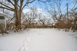 1718 Weiler Ave, Columbus, OH 43207 - Photo 8