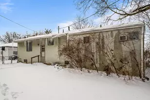 1718 Weiler Ave, Columbus, OH 43207 - Photo 10