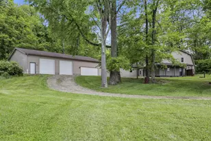 4287 Dragoo Rd, Nashport, OH 43830 - Photo 2