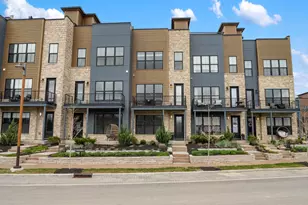 2288 Quarry Trails Dr, Columbus, OH 43228 - Photo 1