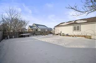 716 Academy Dr, Galloway, OH 43119 - Photo 50