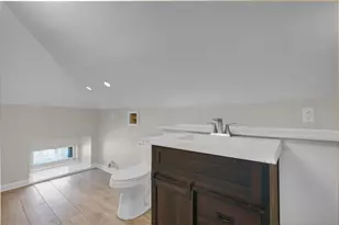 93 W King Ave, Columbus, OH 43201 - Photo 40