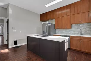 93 W King Ave, Columbus, OH 43201 - Photo 16