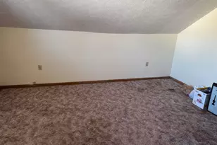 405 E Carroll St, Kenton, OH 43326 - Photo 6