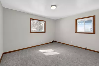 2735 Berrell Avenue, Columbus, OH 43211 - Photo 4