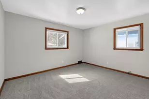 2735 Berrell Ave, Columbus, OH 43211 - Photo 4