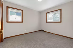 2735 Berrell Ave, Columbus, OH 43211 - Photo 6