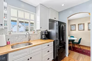 62 W Rathbone Ave, Columbus, OH 43214 - Photo 16