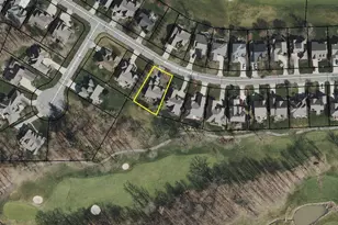 680 Covered Bridge Dr, Delaware, OH 43015 - Photo 2