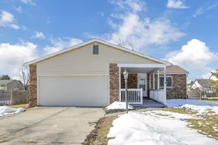 12219 Harmon Rd, Pickerington, OH 43147 - Photo 2