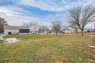 100 Quarry Ct, Delaware, OH 43015 - Photo 30