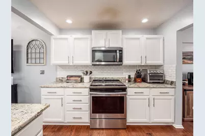 1041 Cape Charles Drive, Columbus, OH 43228 - Photo 14