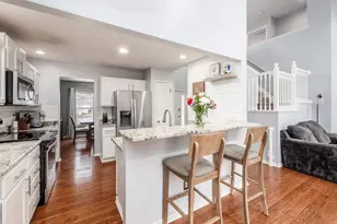 1041 Cape Charles Dr, Columbus, OH 43228 - Photo 8