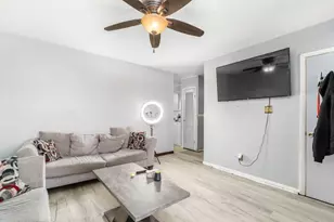 1492 Burlington Ave, Columbus, OH 43227 - Photo 4