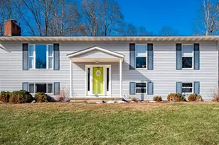 125 Persimmon Dr NE, Newark, OH 43055 - Photo 1