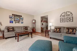 125 Persimmon Dr NE, Newark, OH 43055 - Photo 6