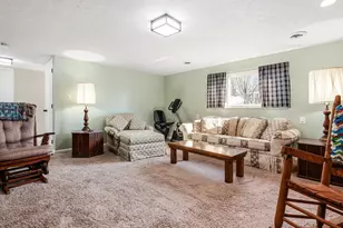 125 Persimmon Dr NE, Newark, OH 43055 - Photo 24