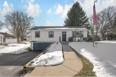 2571 W Choctaw Drive, London, OH 43140 - Photo 2