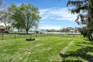2571 W Choctaw Dr, London, OH 43140 - Photo 4