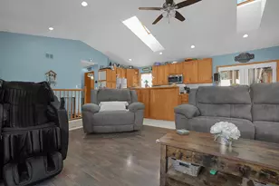 2571 W Choctaw Dr, London, OH 43140 - Photo 8