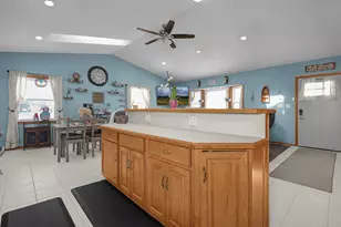 2571 W Choctaw Dr, London, OH 43140 - Photo 12