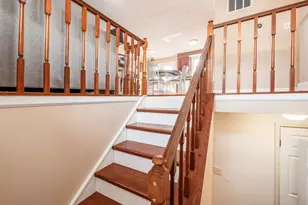 7001 Richfield Dr, Reynoldsburg, OH 43068 - Photo 2