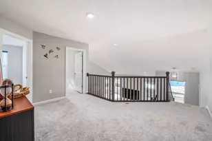 127 Silver Pne Ln, Lewis Center, OH 43035 - Photo 32