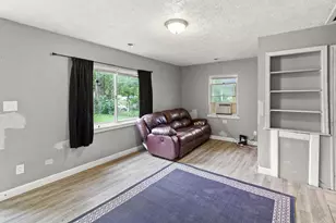 637 S Wheatland Ave, Columbus, OH 43204 - Photo 8