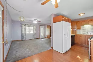 5401 Spire Ln, Columbus, OH 43232 - Photo 8